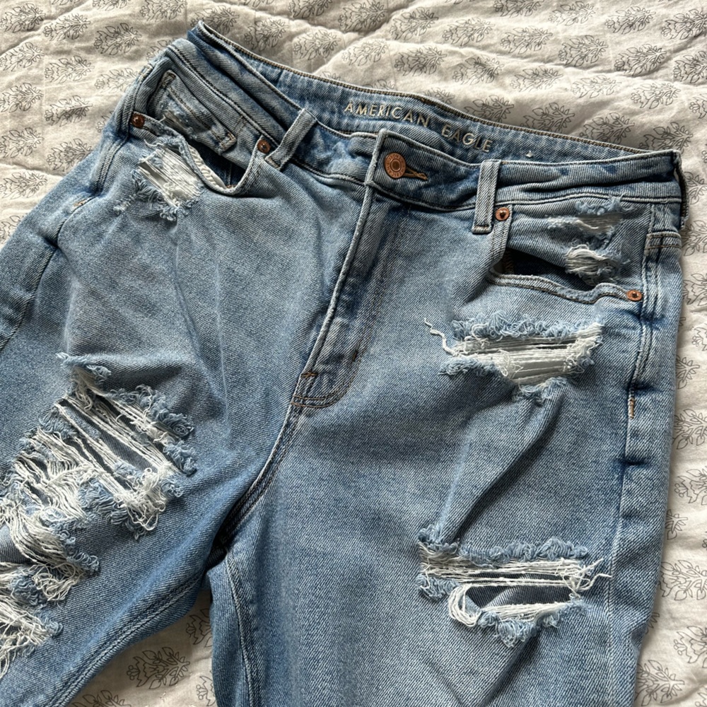 American Eagle Stretch Ripped Mom Jean with back rips - size 10 Regular